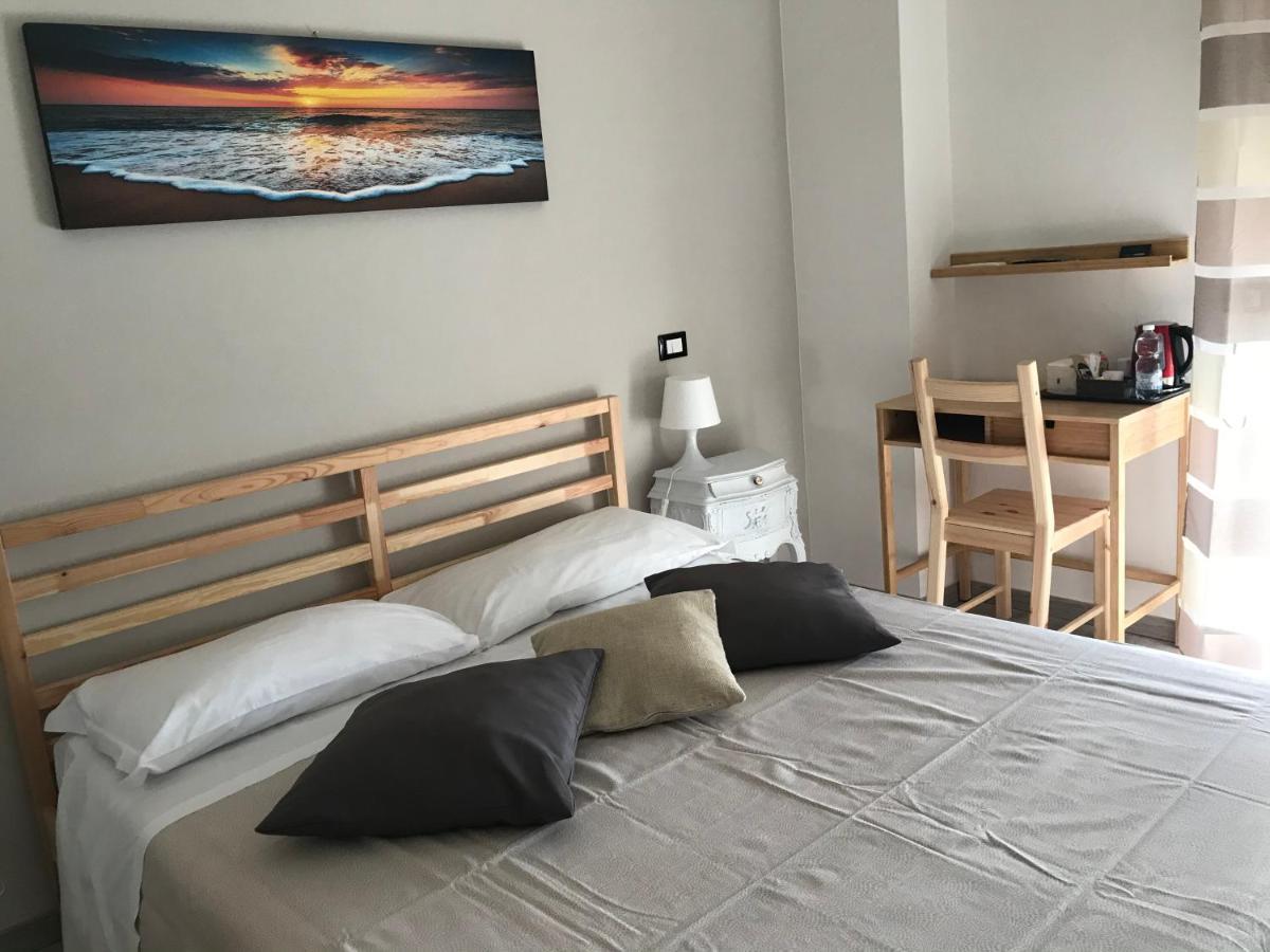 Attico Livorno Bed & Relax Hotel Екстериор снимка