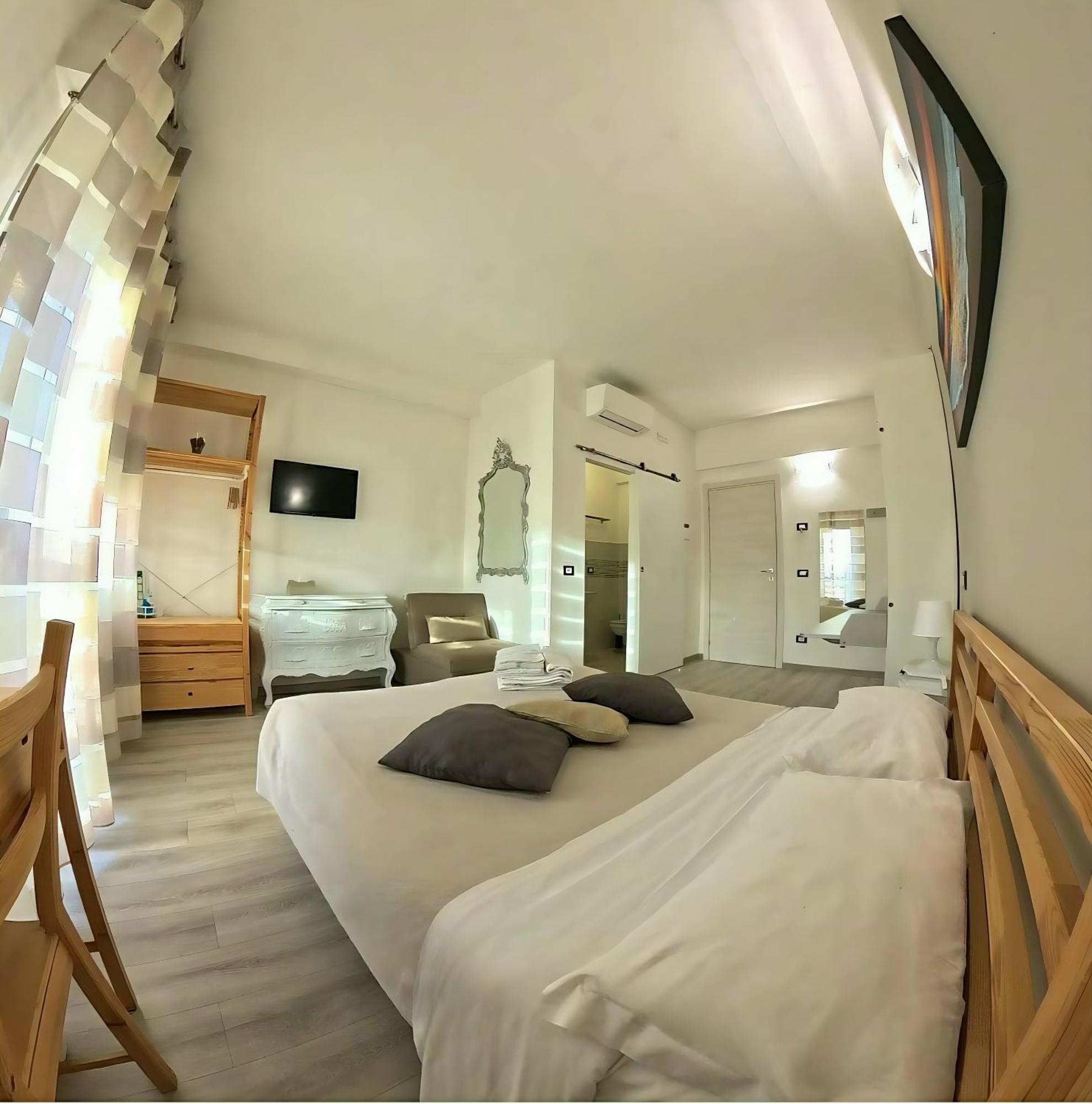Attico Livorno Bed & Relax Hotel Екстериор снимка